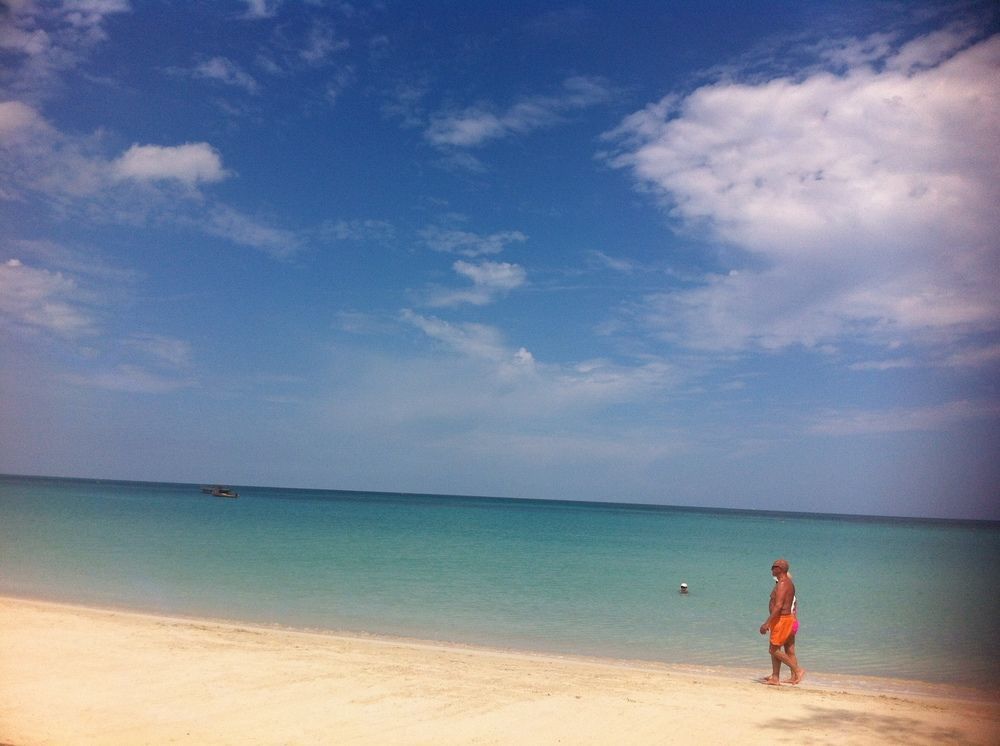 Roots Cafe Rooms Negril Buitenkant foto